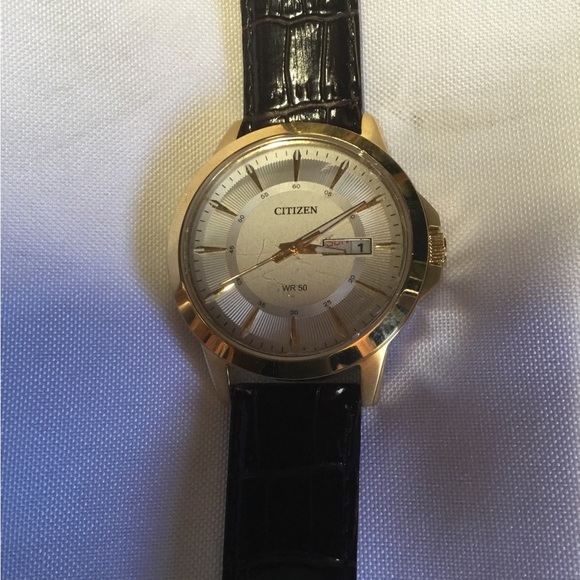 Citizen Other - Citizen Quartz Watch. Date & Time